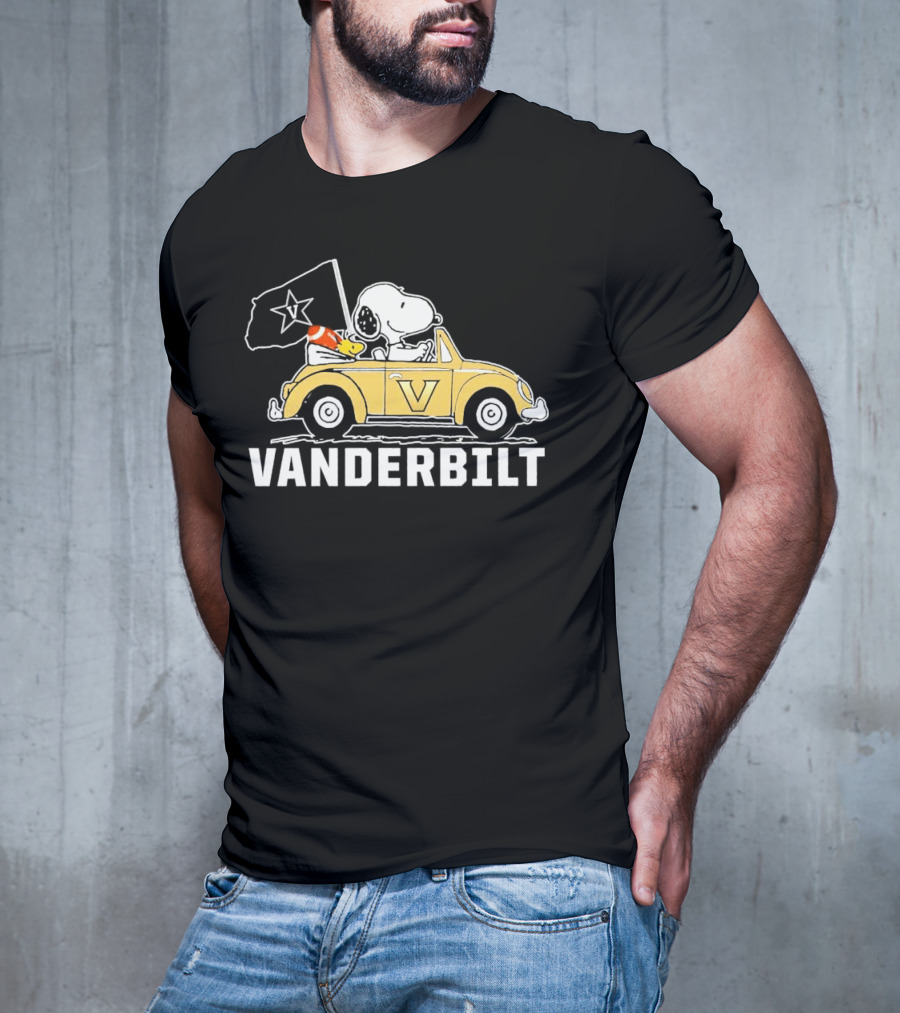 Snoopy And Woodstock Vanderbilt Commodores Driving Car T-Shirt