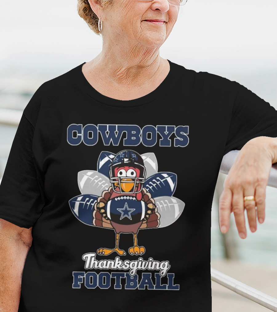 Cowboys Thanksgiving Football Turkey Holding Footballs T-Shirt