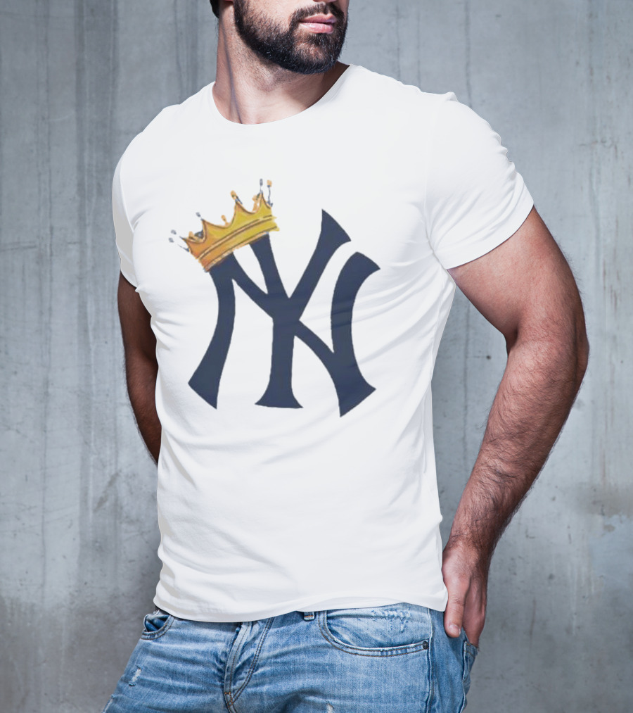 New York Yankees Logo With Crowned King Emblem T-Shirt