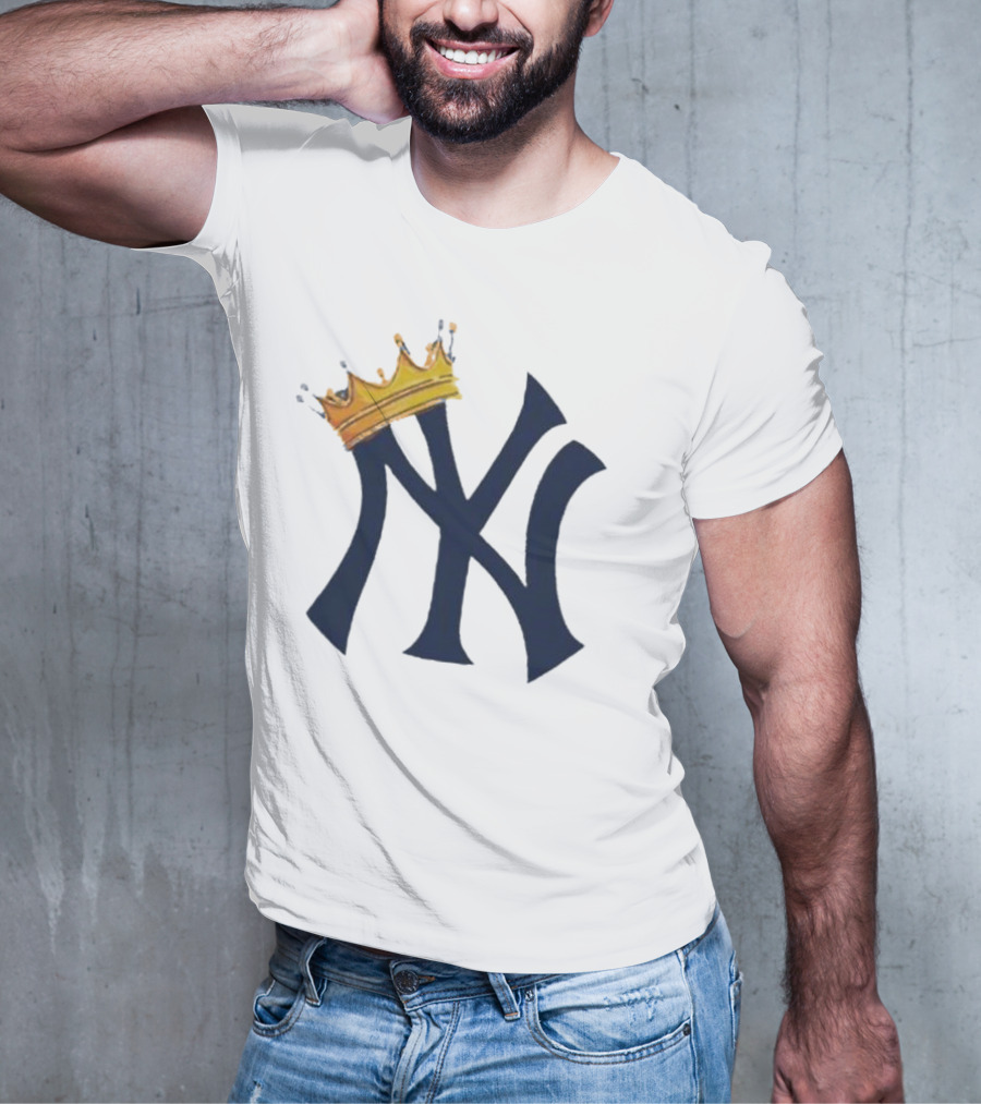 New York Yankees Logo With Crowned King Emblem T-Shirt