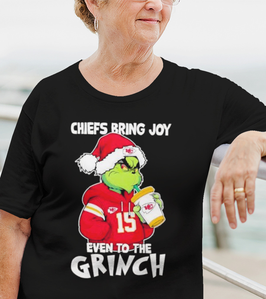 Chiefs Bring Joy Even To The Grinch T-Shirt