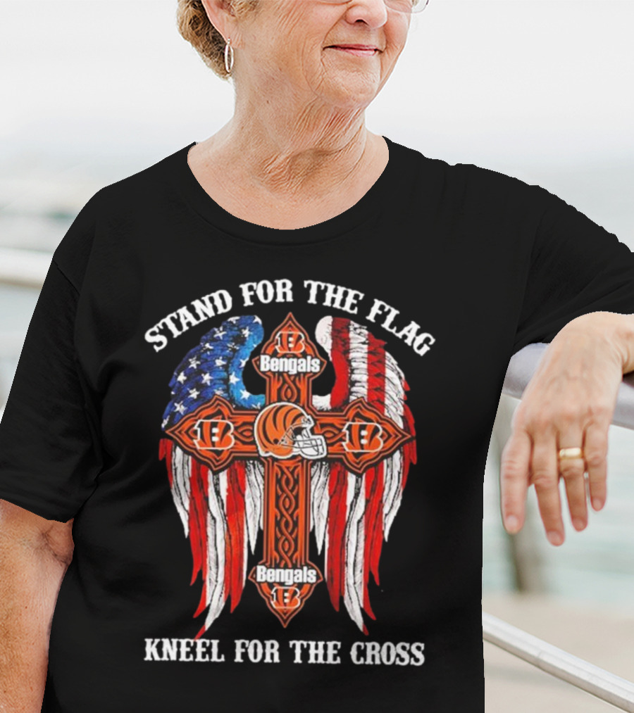 Stand For The Flag Kneel For The Cross Cincinnati Bengals T-Shirt