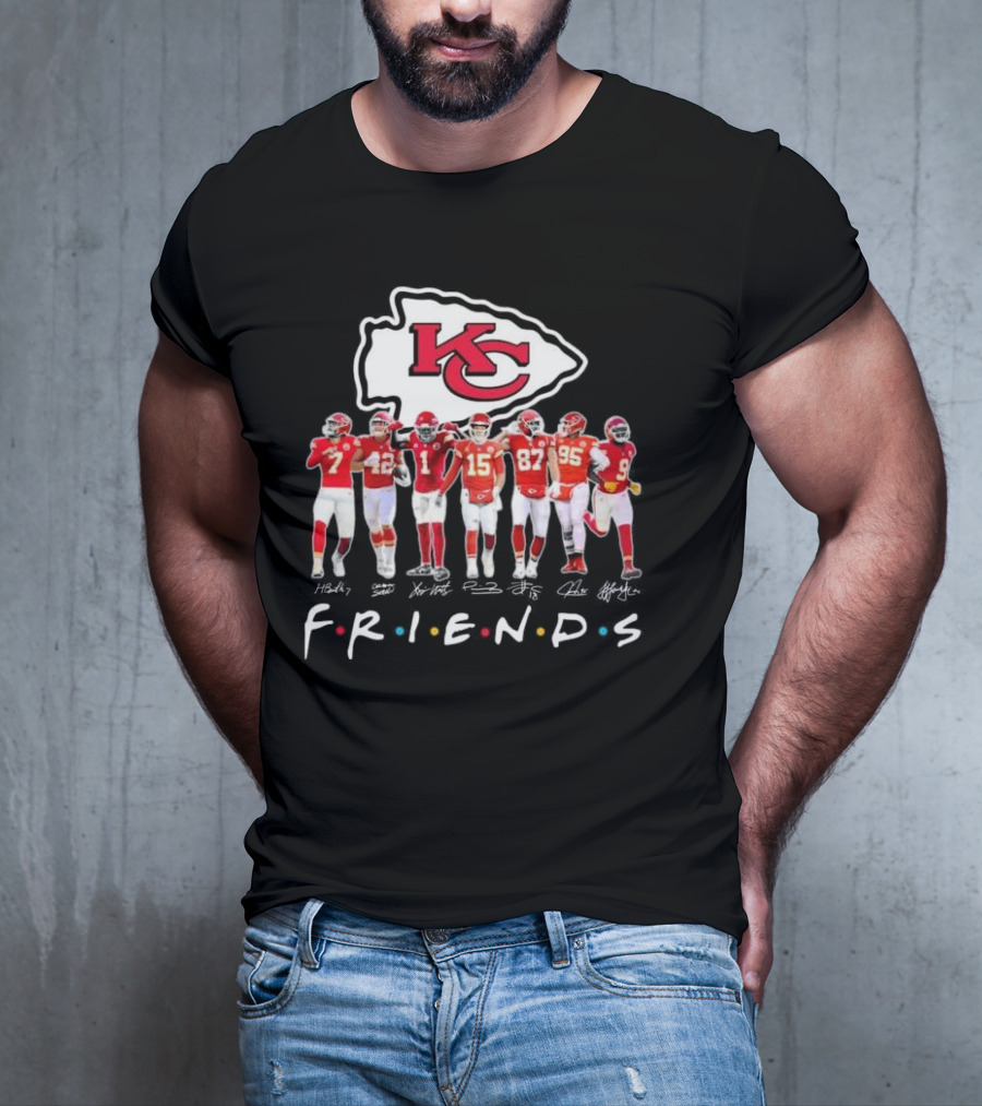 Kansas City Chiefs Friends Signatures Football Team T-Shirt