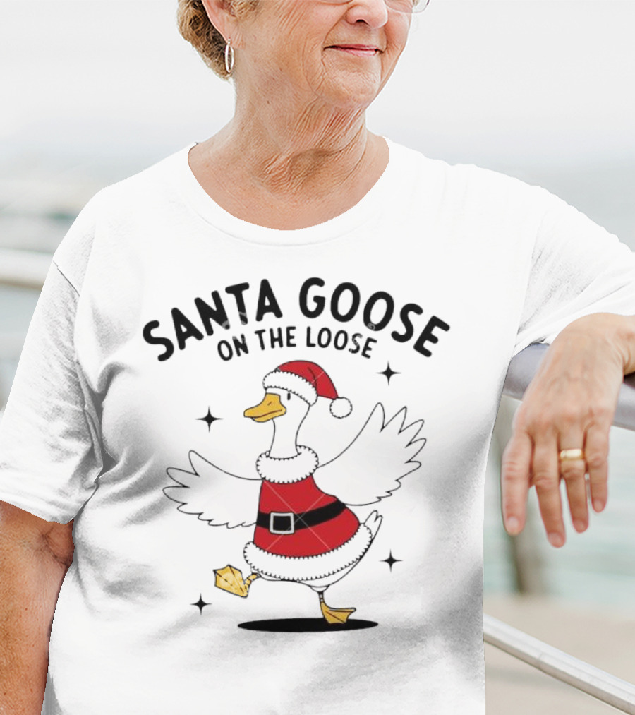 Santa Goose On The Loose Christmas Festive Holiday Fun T-Shirt