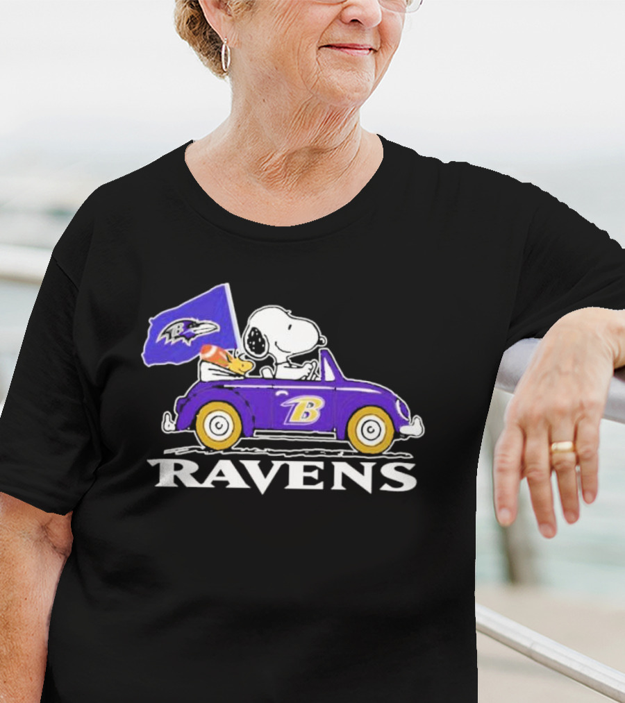 Snoopy And Woodstock Driving Ravens Car With Flag T-Shirt