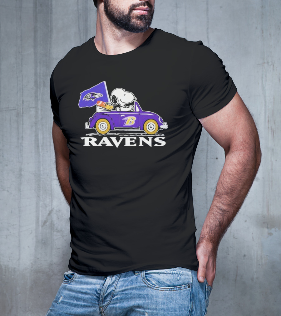 Snoopy And Woodstock Driving Ravens Car With Flag T-Shirt