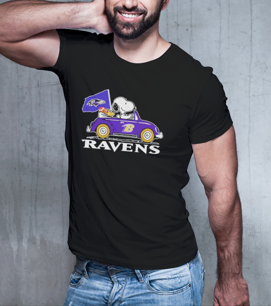 Snoopy And Woodstock Driving Ravens Car With Flag T-Shirt