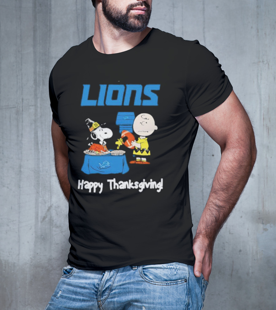 Lions Peanuts Charlie Brown Snoopy Happy Thanksgiving Football Feast T-Shirt