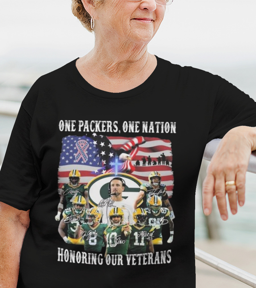 One Packers One Nation Honoring Our Veterans Green Bay Packers Flag Signatures T-Shirt