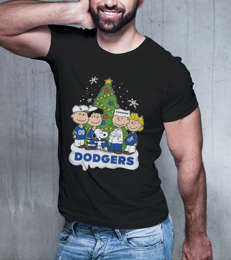 Los Angeles Dodgers Merry Christmas With Snoopy And Peanuts Characters T-Shirt