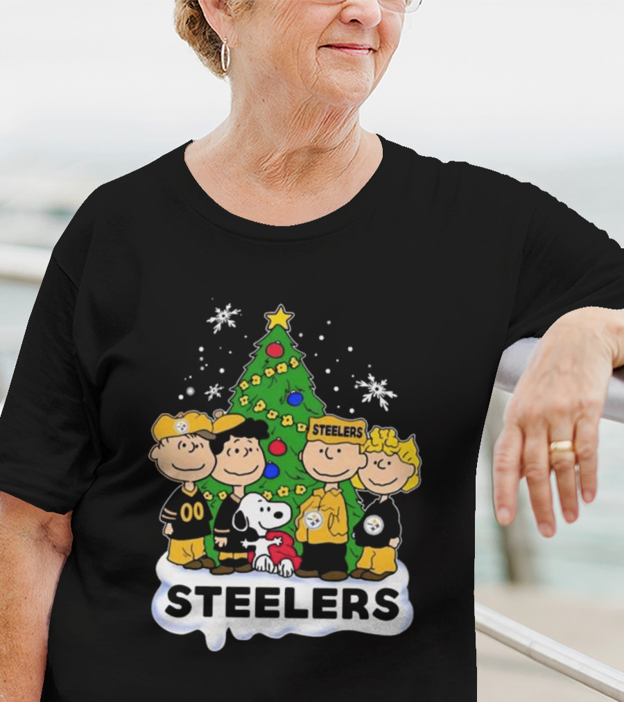 Snoopy And Friends Steelers Christmas T-Shirt