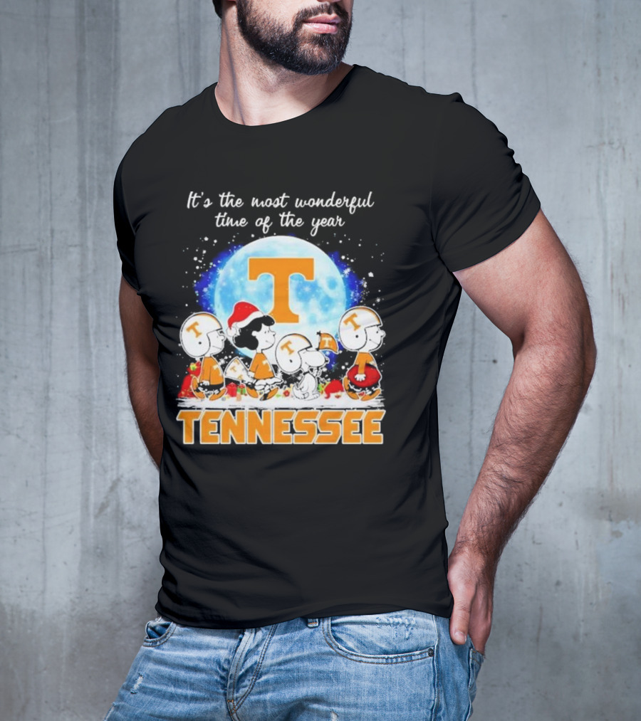 Peanuts Tennessee Volunteers It's The Most Wonderful Time Of The Year Christmas Snoopy Woodstock Lucy Moon T-Shirt