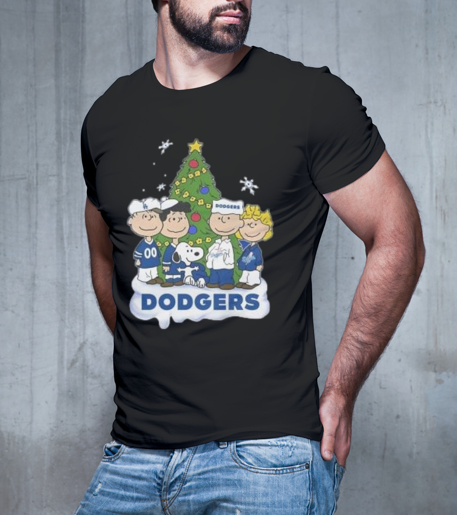 Snoopy And Friends Dodgers Christmas Tree Celebration T-Shirt