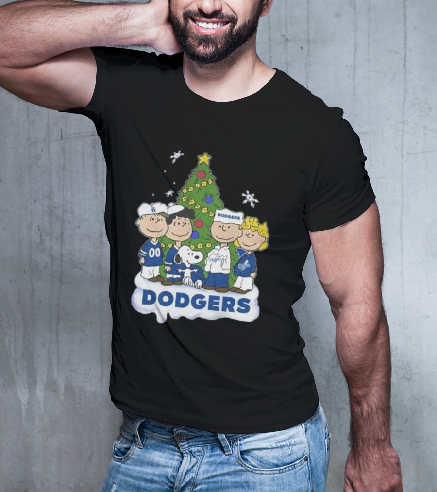 Snoopy And Friends Dodgers Christmas Tree Celebration T-Shirt