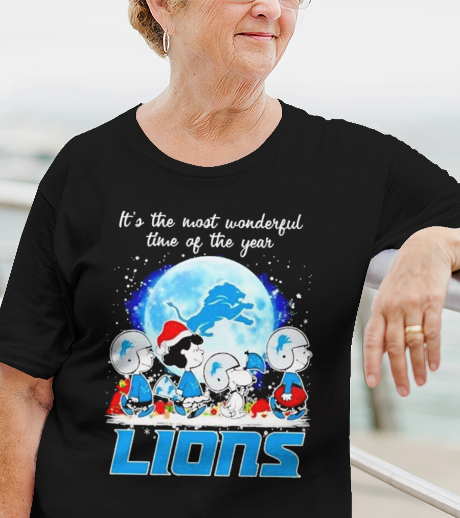 Peanuts Detroit Lions Christmas It’s The Most Wonderful Time Of The Year T-Shirt