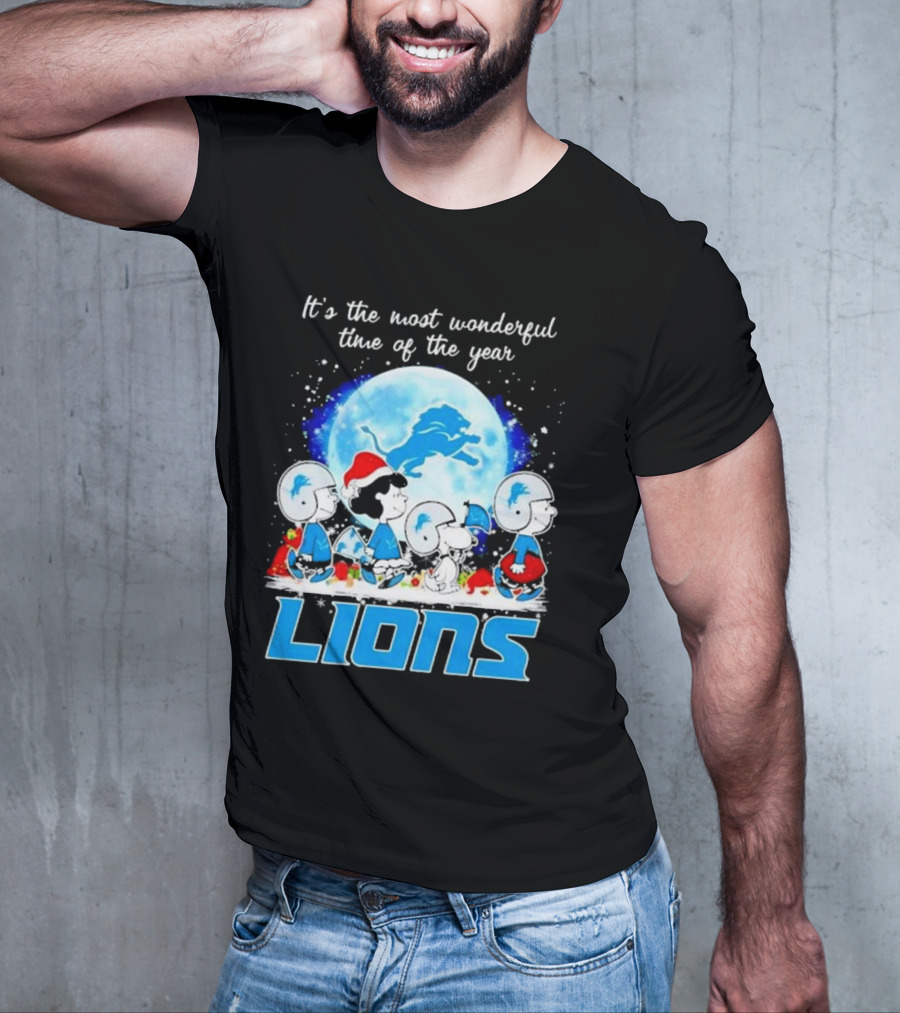 Peanuts Detroit Lions Christmas It’s The Most Wonderful Time Of The Year T-Shirt