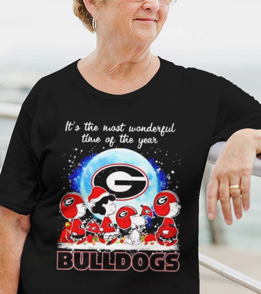 Peanuts Georgia Bulldogs Most Wonderful Time Christmas T-Shirt