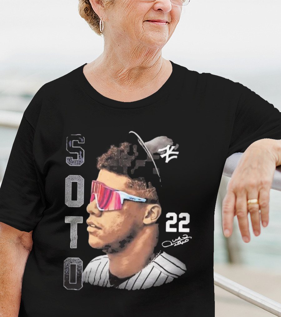 Soto 22 New York Yankees Juan Signature T-Shirt