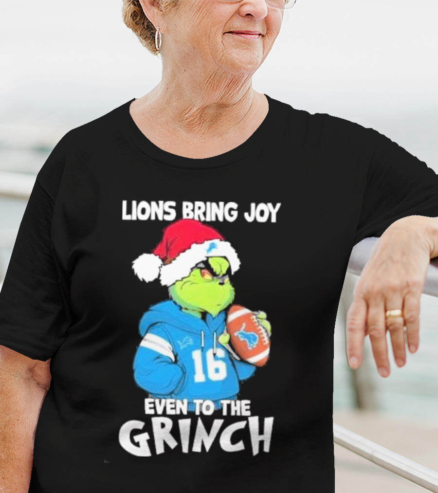 Detroit Lions Bring Joy Even To The Grinch Christmas Santa Football T-Shirt