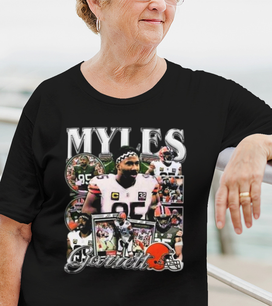 Myles Garrett 95 Cleveland Browns Vintage Collage T-Shirt