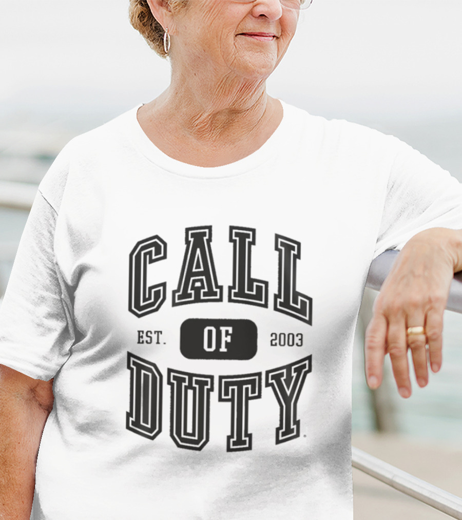 Call Of Duty Alumnus Est 2003 Gaming Apparel T-Shirt