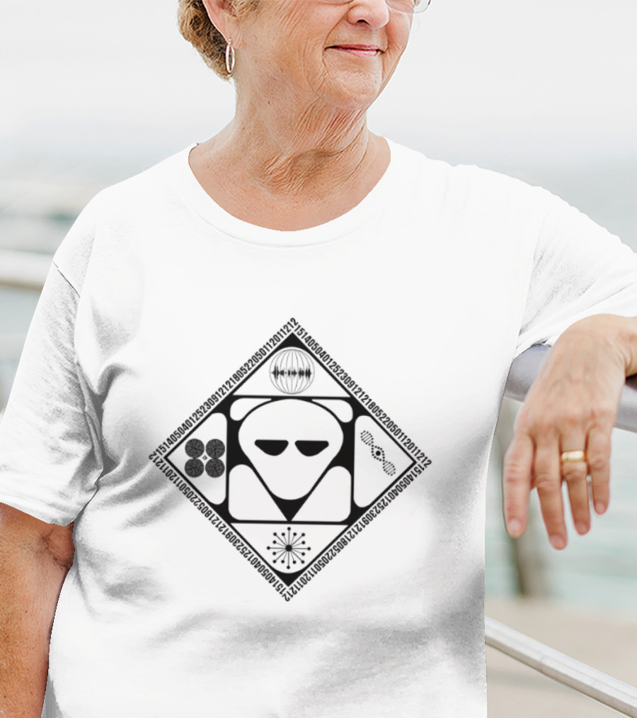 Grand Theft Auto VI Online Game Alien Hunter Mode T-Shirt