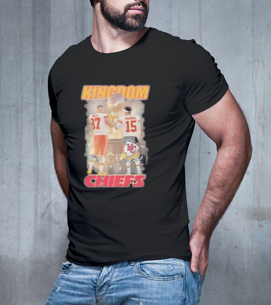 Chiefs Kingdom Travis Kelce Patrick Mahomes Trophy Celebration T-Shirt