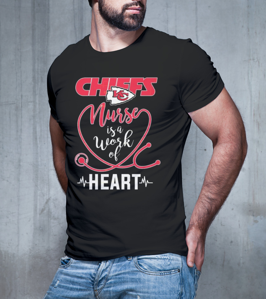 Kansas City Chiefs Nurse Is A Work Of Heart With Arrowhead Logo And Stethoscope Design T-Shirt