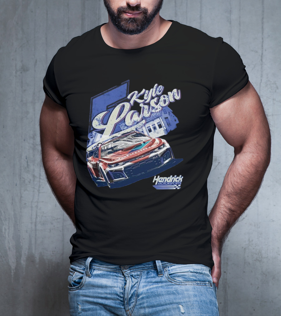 Kyle Larson Hendrick Motorsports Valvoline Racing Car T-Shirt