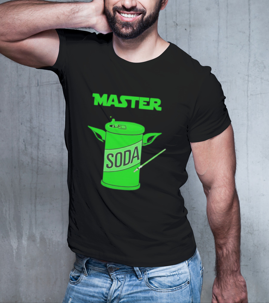 Master Soda Lightsaber Yoda Can T-Shirt