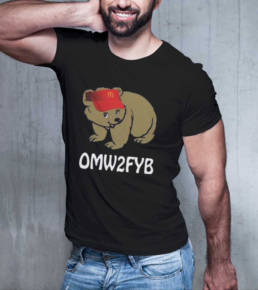 OMW2FYB Bear With Red Cap T-Shirt