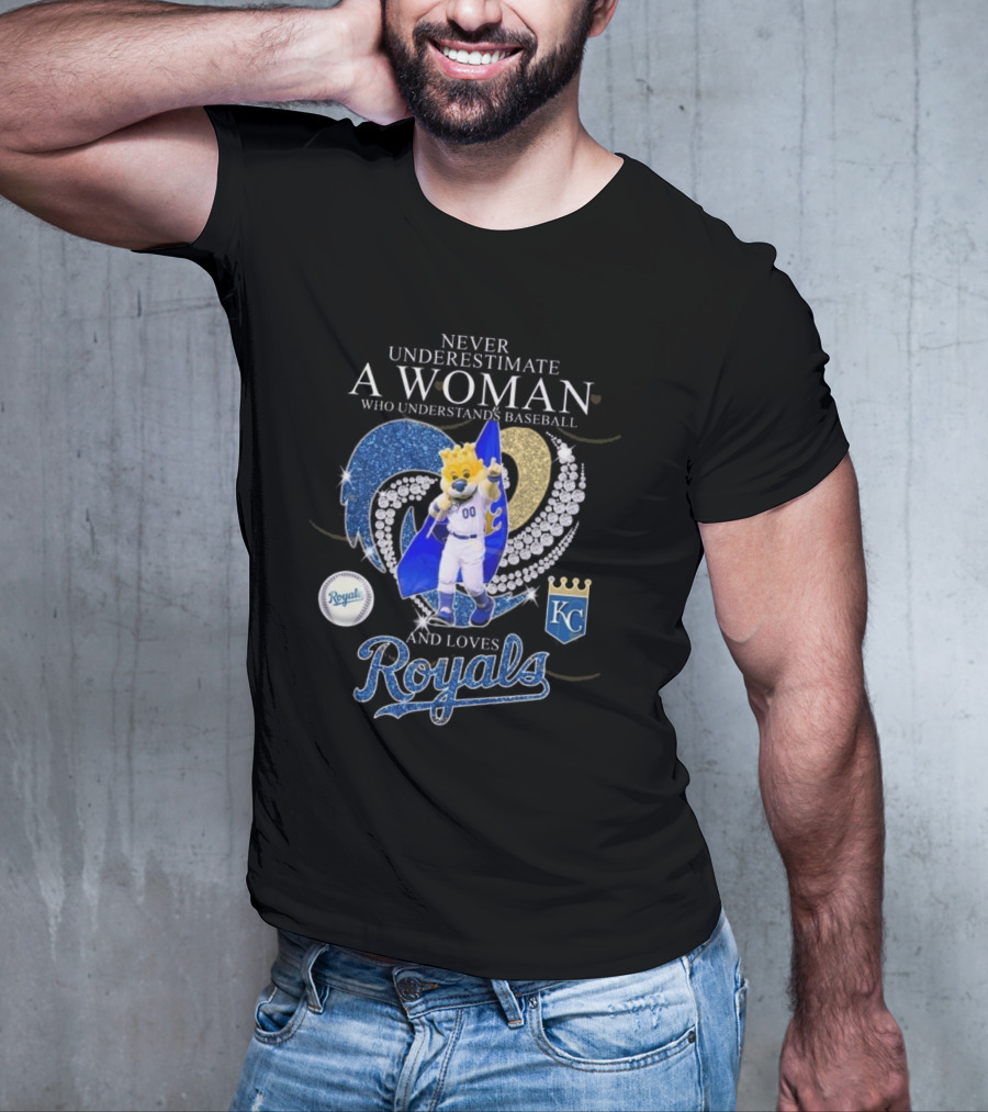 Never Underestimate A Woman Who Understands Baseball Royals Mascot Kansas City Love T-Shirt