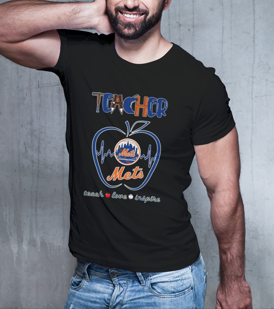 New York Mets Teacher Heartbeat Apple Teach Love Inspire 2025 T-Shirt