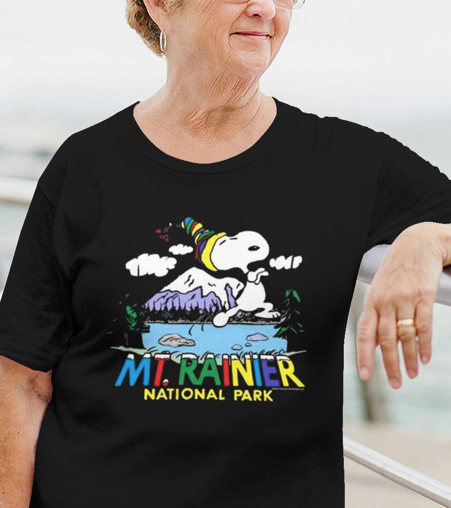 Peanuts Snoopy Mt. Rainier National Park Colorful Adventure T-Shirt