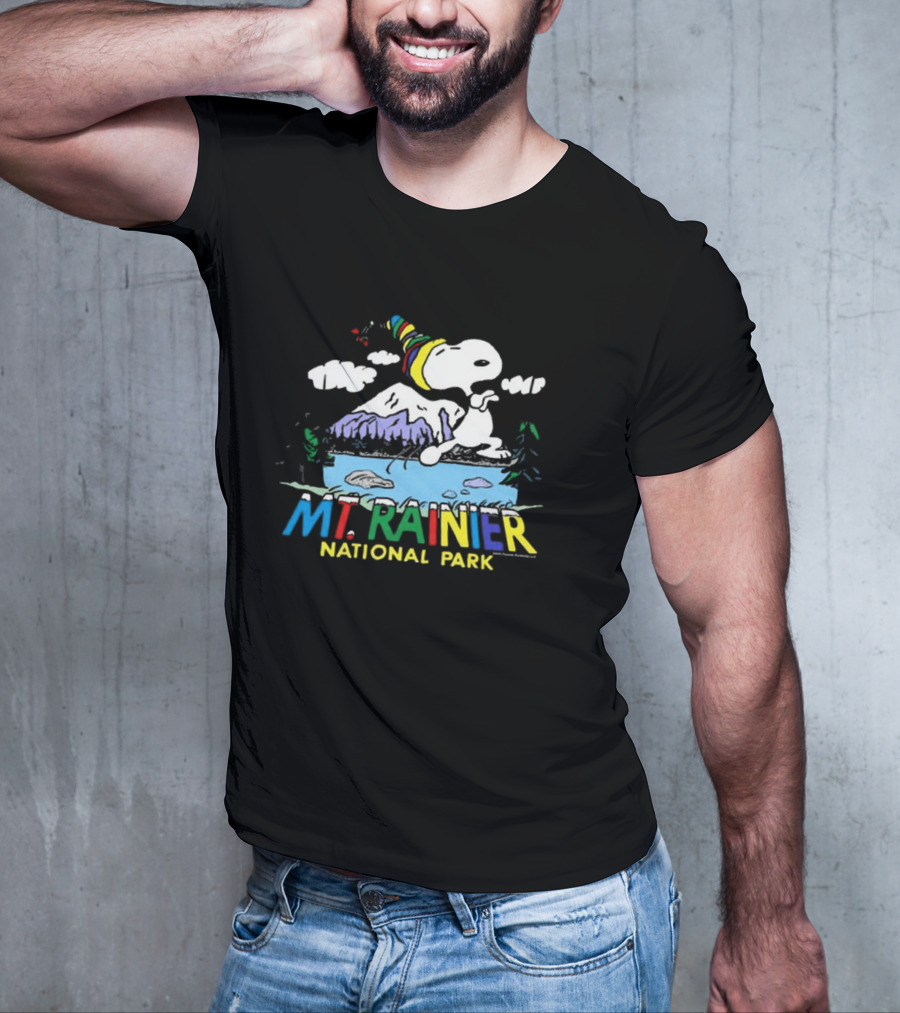 Peanuts Snoopy Mt. Rainier National Park Colorful Adventure T-Shirt
