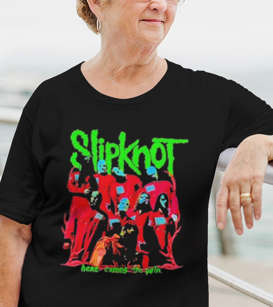Slipknot Here Comes The Pain Text With Red Figures And Green Logo T-Shirt