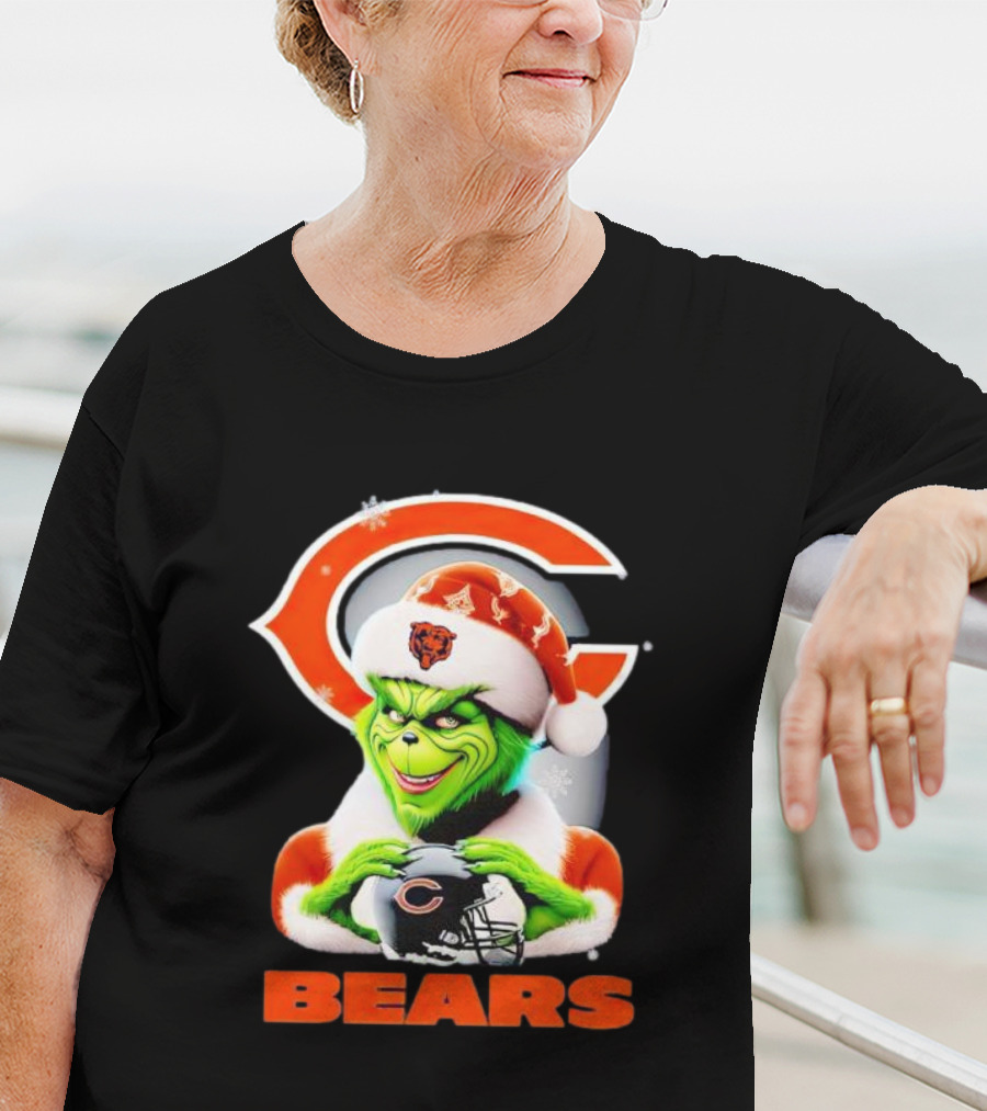 Grinch Chicago Bears Christmas Football Fan T-Shirt