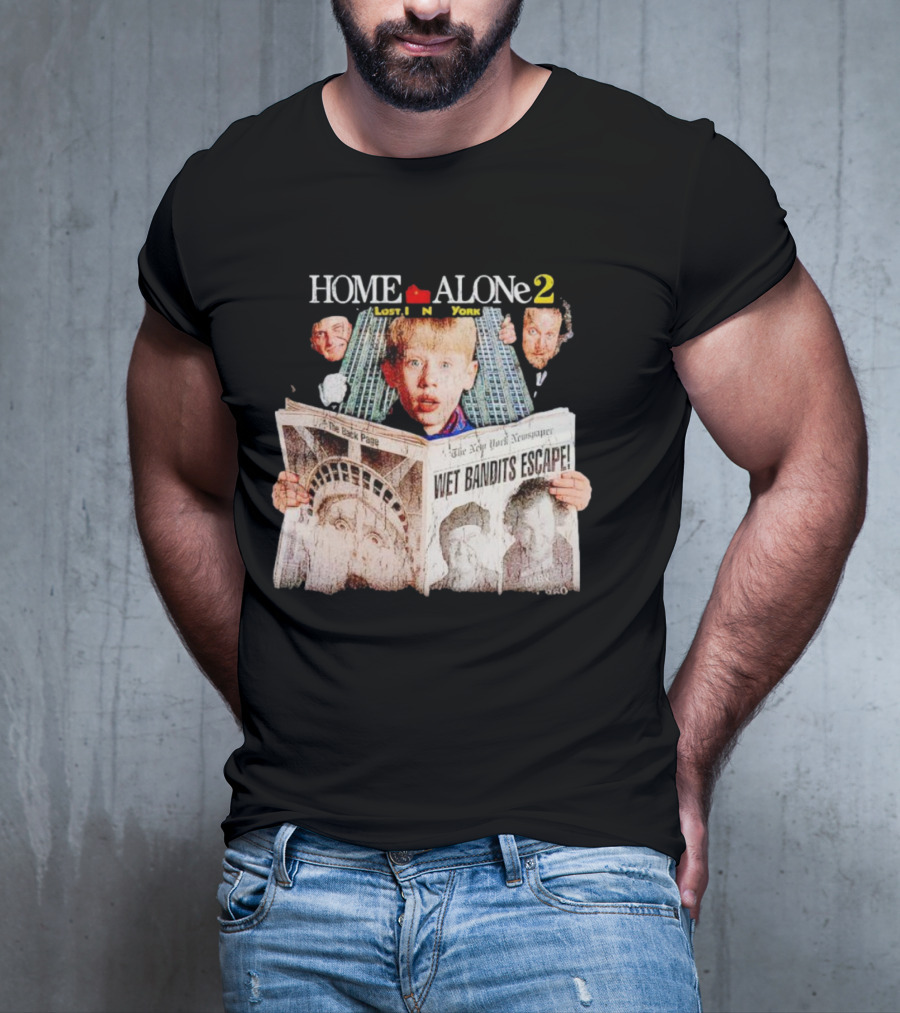 HOME ALONE 2 LOST IN NEW YORK WET BANDITS ESCAPE NEW YORK NEWSPAPER T-Shirt