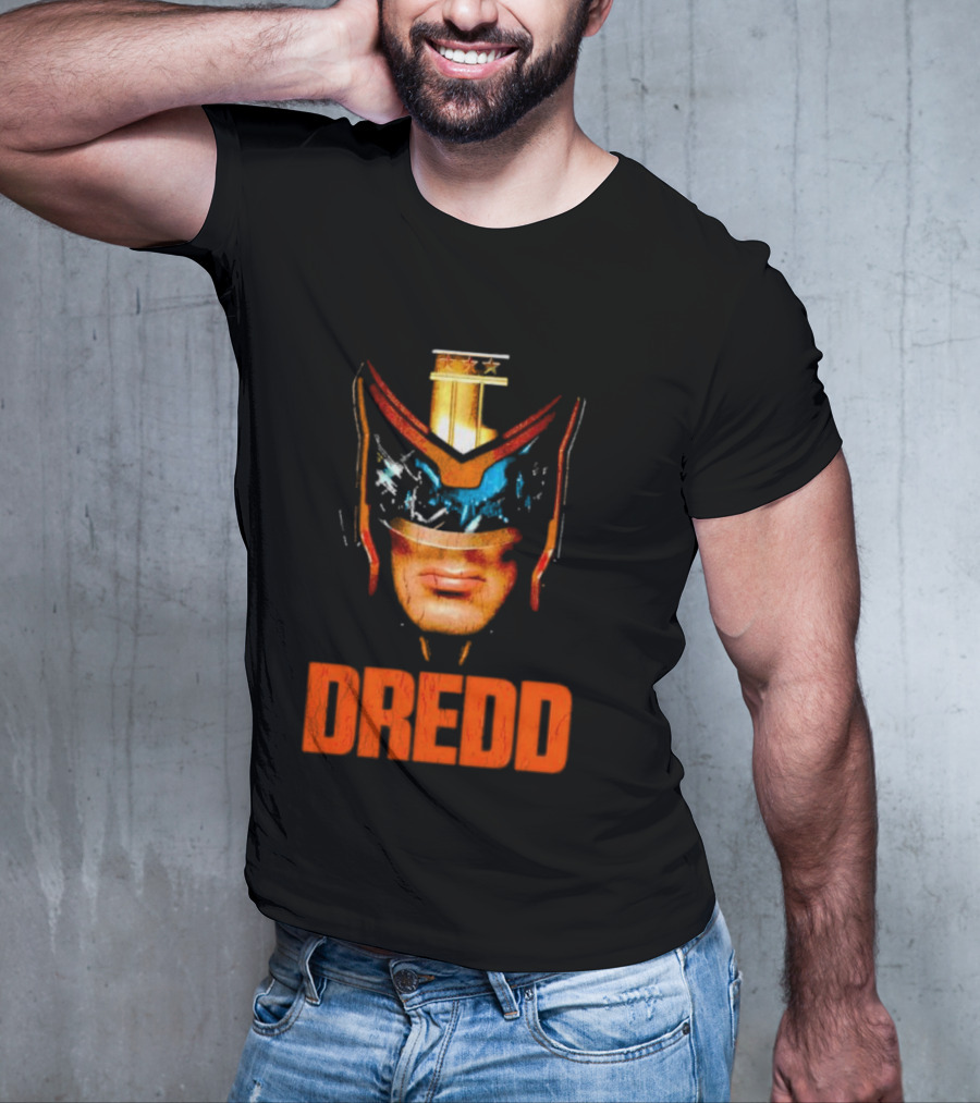 Judge Dredd Helmet Vintage Retro Dredd T-Shirt