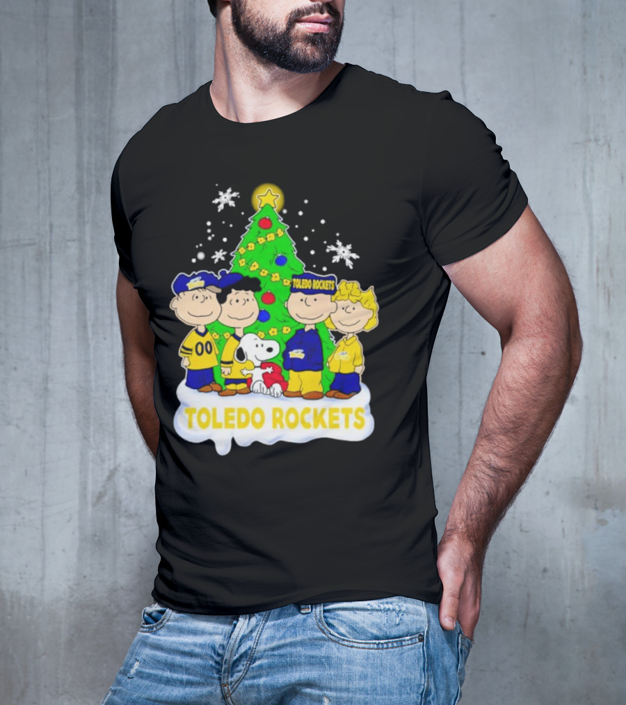 Peanuts Toledo Rockets Christmas Tree With Snoopy And Friends T-Shirt