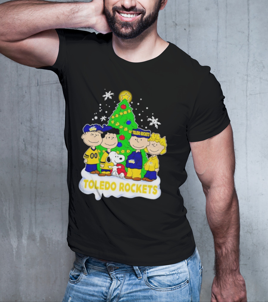 Peanuts Toledo Rockets Christmas Tree With Snoopy And Friends T-Shirt