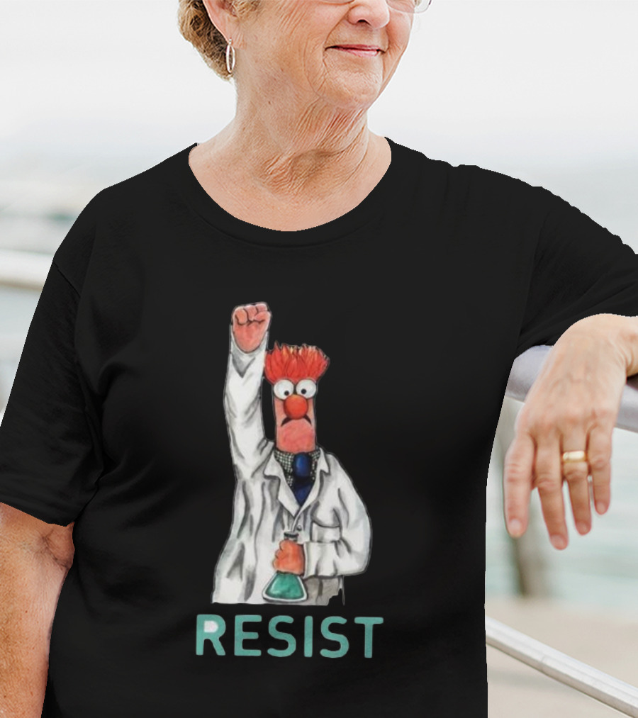 Beaker Fist Raised Resist Muppet Lab Coat Protest T-Shirt