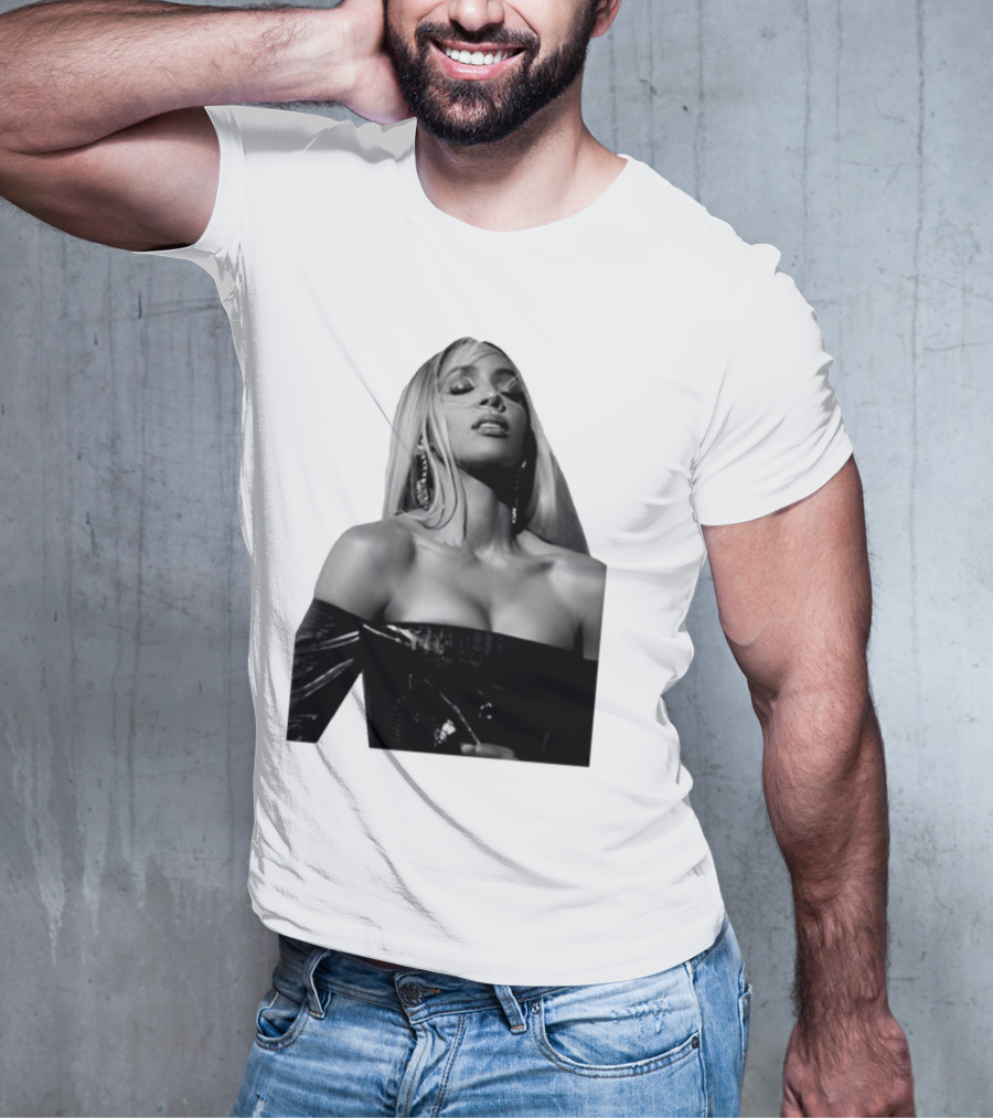 Kelly Rowland Krew Iconic Black And White Fashion Pose T-Shirt