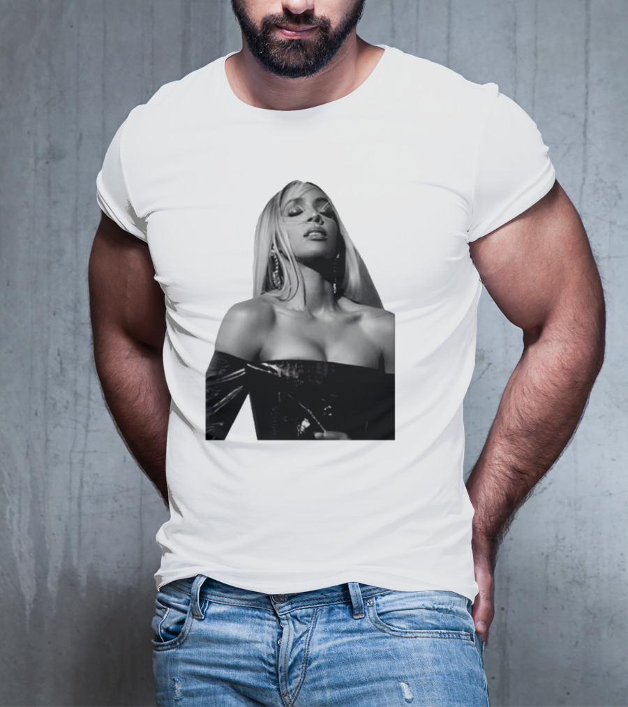 Kelly Rowland Krew Iconic Black And White Fashion Pose T-Shirt