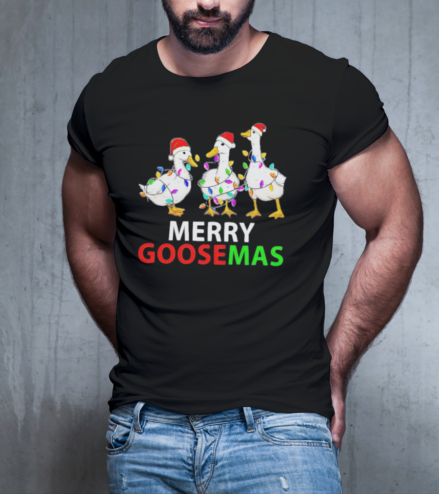 Merry Goosemas Santa Hat Geese Wrapped In Christmas Lights T-Shirt