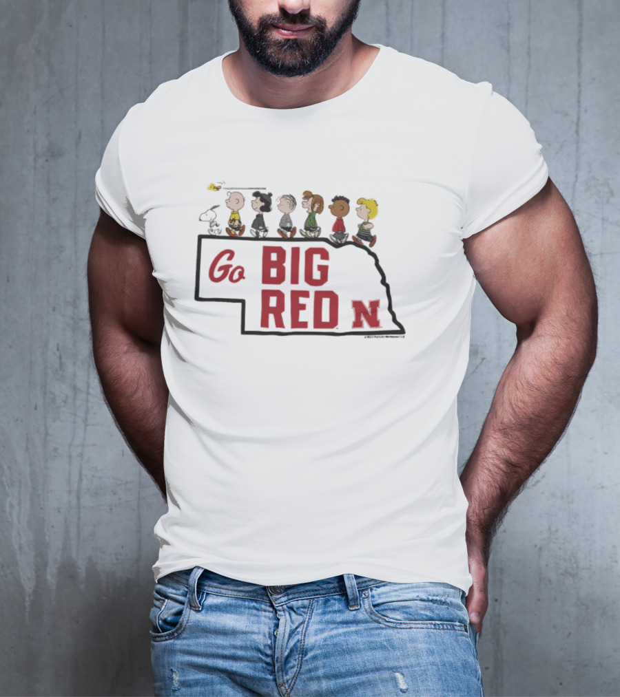 Peanuts Go Big Red Nebraska The Gang T-Shirt
