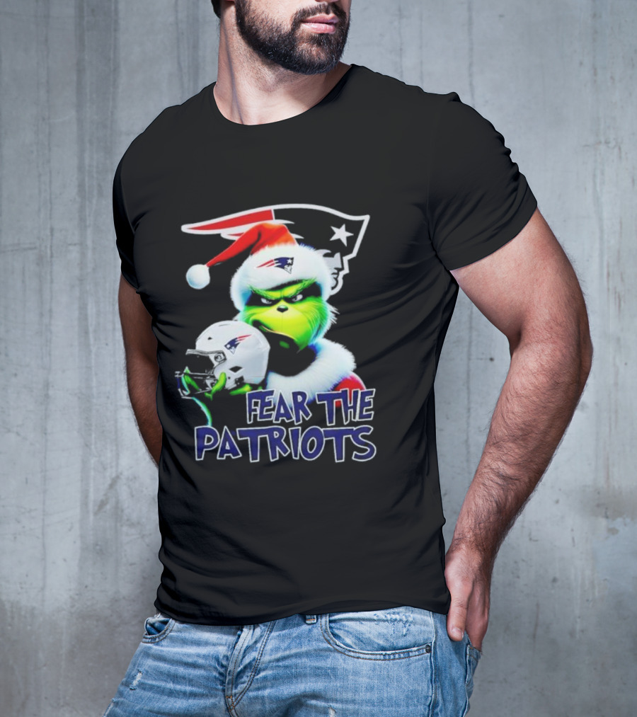 Fear The Patriots Santa Grinch New England NFL T-Shirt