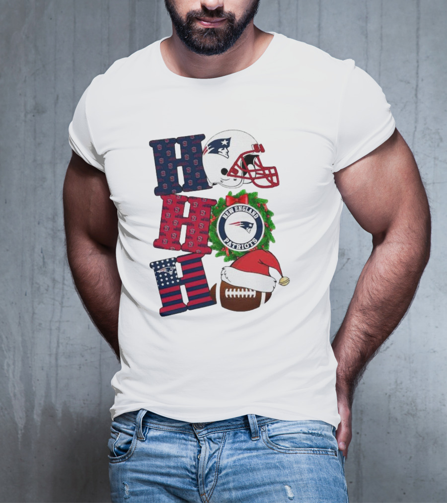 New England Patriots Ho Ho Ho Merry Christmas Football Helmet Wreath Santa Hat Football T-Shirt