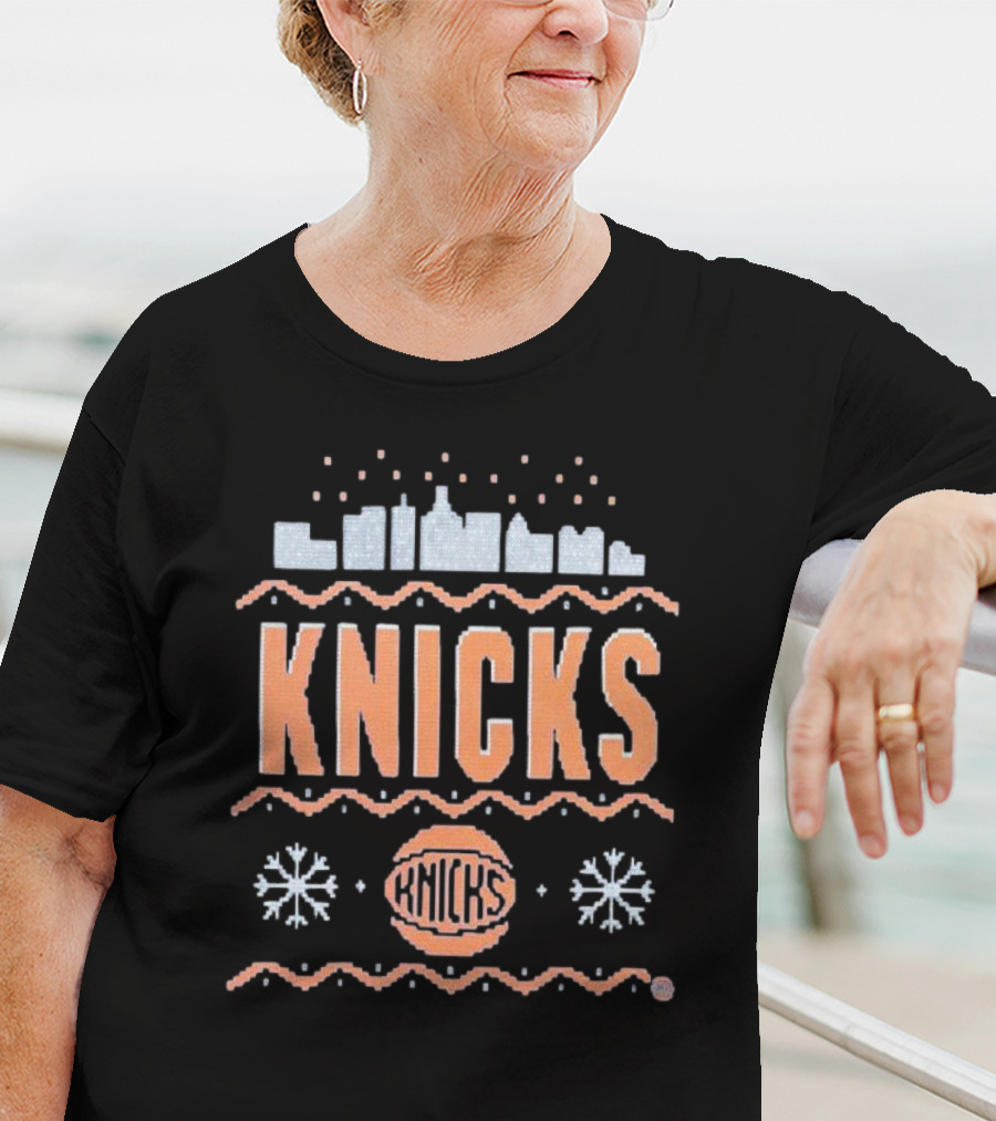 New York Knicks City Skyline Basketball Winter Snowflakes T-Shirt