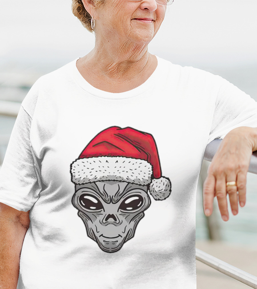 Santa Alien Christmas Hat Festive Extraterrestrial T-Shirt